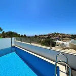 Holiday home Deluxe With Pool By Homing *