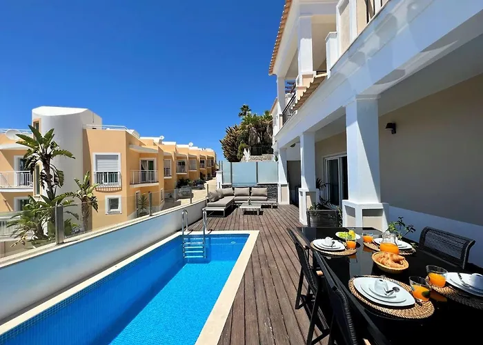 Ferienhaus Deluxe With Pool By Homing *