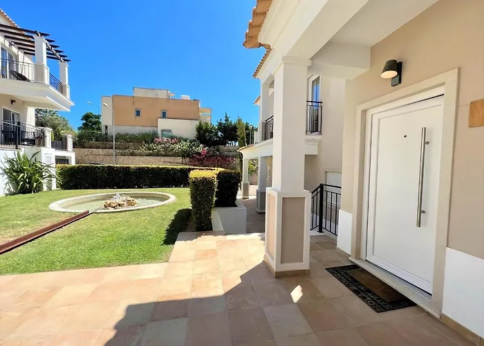 Ferienhaus Deluxe With Pool By Homing